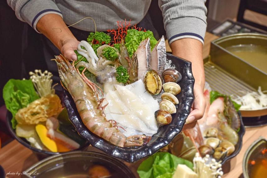 蘆洲火鍋推薦 饗食鍋蘆洲中原店42 手臂鮮蝦.jpg