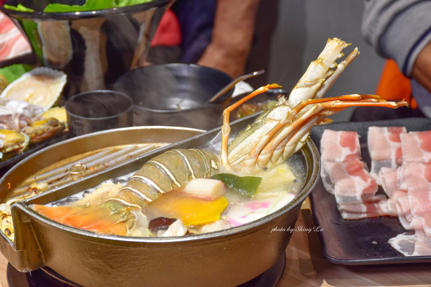 蘆洲火鍋推薦 饗食鍋蘆洲中原店38 龍蝦鮮盤.jpg