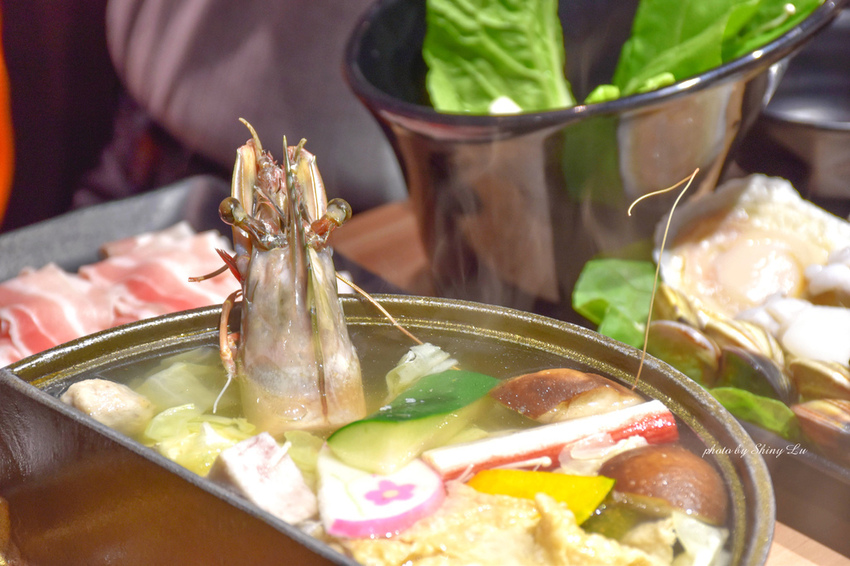 蘆洲火鍋推薦 饗食鍋蘆洲中原店46 手臂鮮蝦.jpg