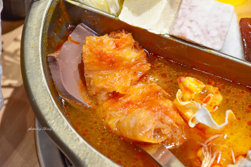 蘆洲火鍋推薦 饗食鍋蘆洲中原店24 鴛鴦鍋.jpg