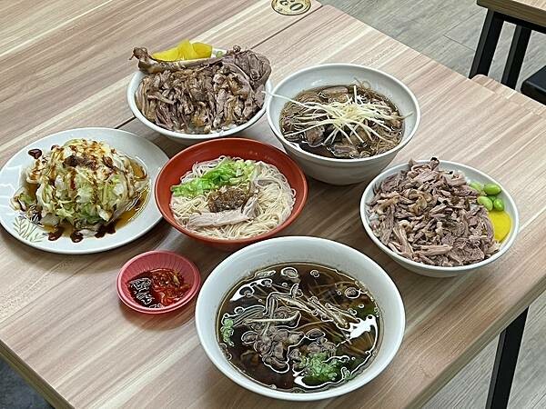 LINE_ALBUM_2022124 _1_221205_5.jpg