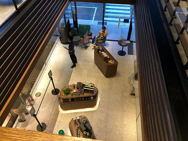 [ 新竹星巴克 ]星巴克新竹關埔門市/輪船S造型/星巴克得來速免下車/星巴克酒精飲品/新竹好市多附近星巴克