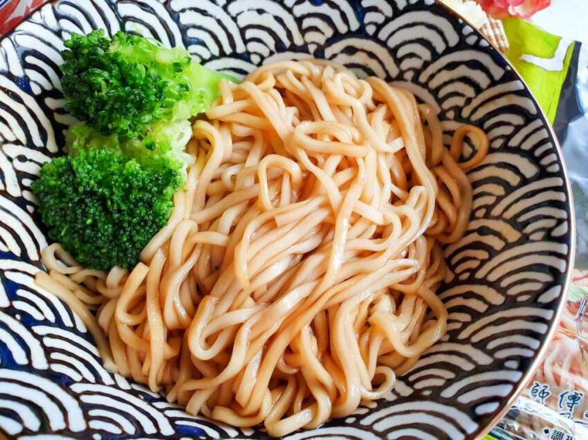 【宅配乾拌麵推薦】川巴子乾拌麵 川味辣麵&蔥油拌麵 華師傅乾拌麵始祖 懶人料理 不用出門在家輕鬆吃