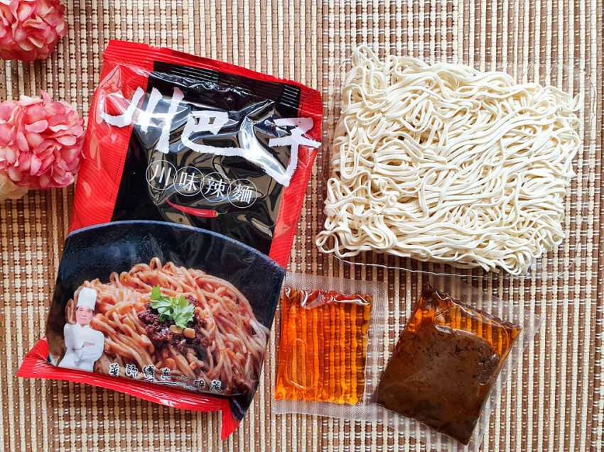 【宅配乾拌麵推薦】川巴子乾拌麵 川味辣麵&蔥油拌麵 華師傅乾拌麵始祖 懶人料理 不用出門在家輕鬆吃