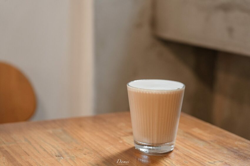 台北中山|嶼木早餐-老房裡的手工漢堡、印度烤餅,舒服吃上一份早午餐 - 大妹吃太飽