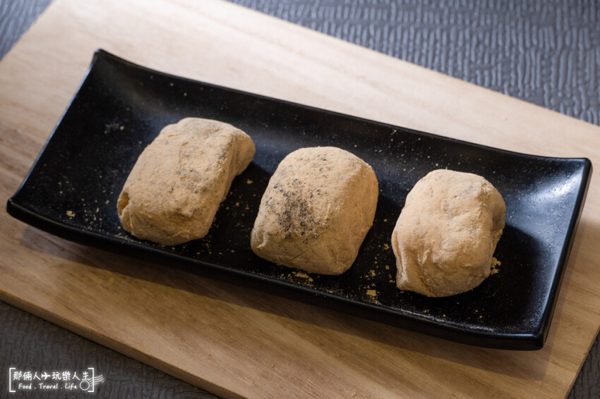 8種創意的口味，尤其是鹹味的麻糬是你來這絕不能錯過的口味~