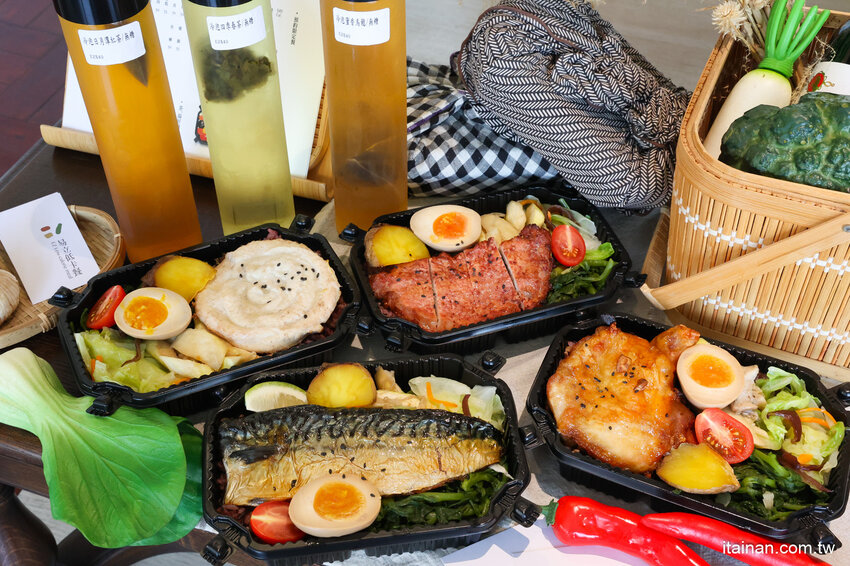 低卡餐也吹網美風!不一樣的低卡餐，獨特蒸烤技術，更好吃更有味道更健康「易立低卡餐」台南東區便當 @台南好Food遊