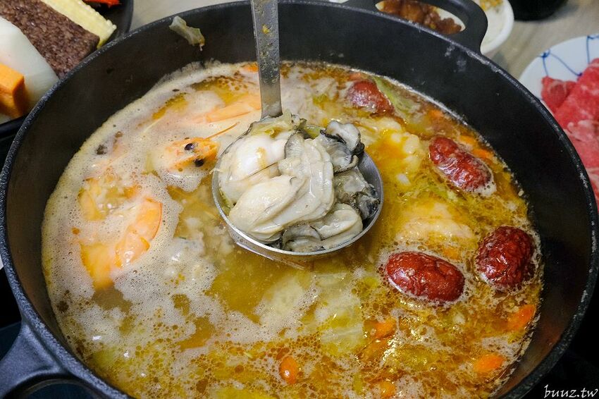 全新自助吧繽紛亮相！養鍋涮涮鍋，好湯配鮮美海鮮，霜淇淋、冰淇淋吃到嗨，好養券加肉吃飽飽！