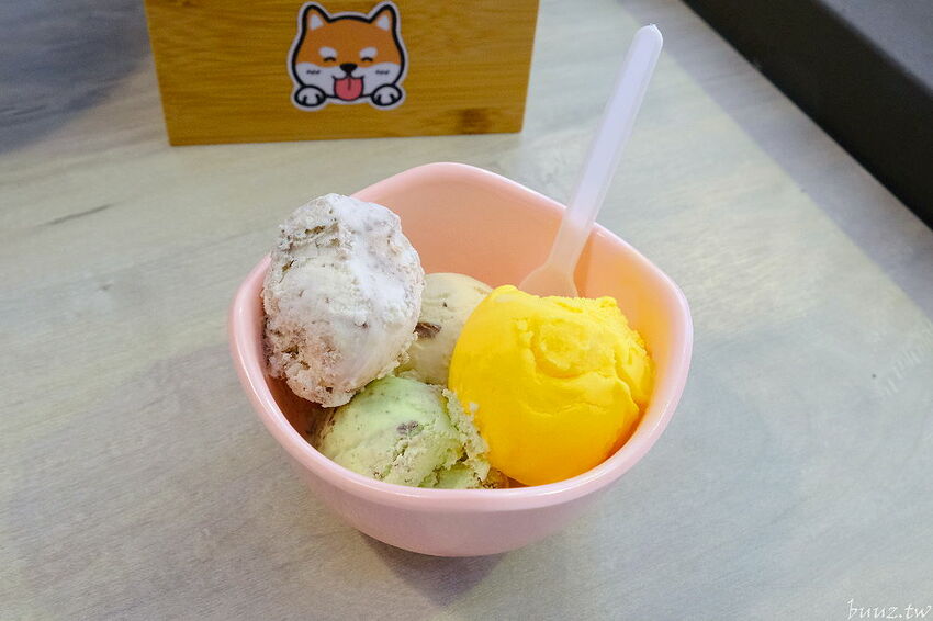 全新自助吧繽紛亮相！養鍋涮涮鍋，好湯配鮮美海鮮，霜淇淋、冰淇淋吃到嗨，好養券加肉吃飽飽！