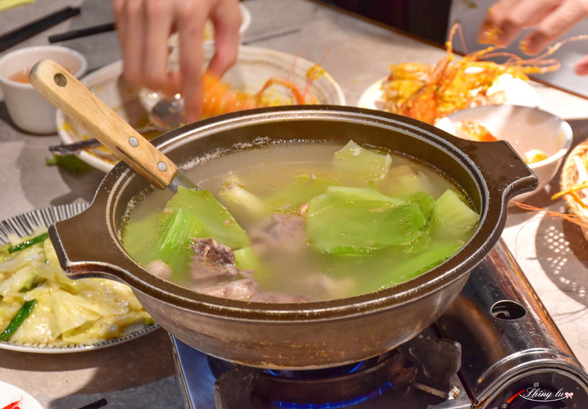 百家班活蝦 (基隆路店)21.jpg