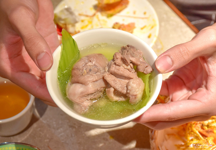 百家班活蝦 (基隆路店)24.jpg