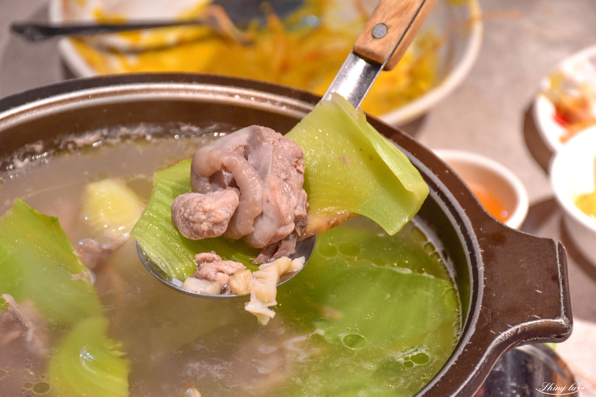 百家班活蝦 (基隆路店)22.jpg