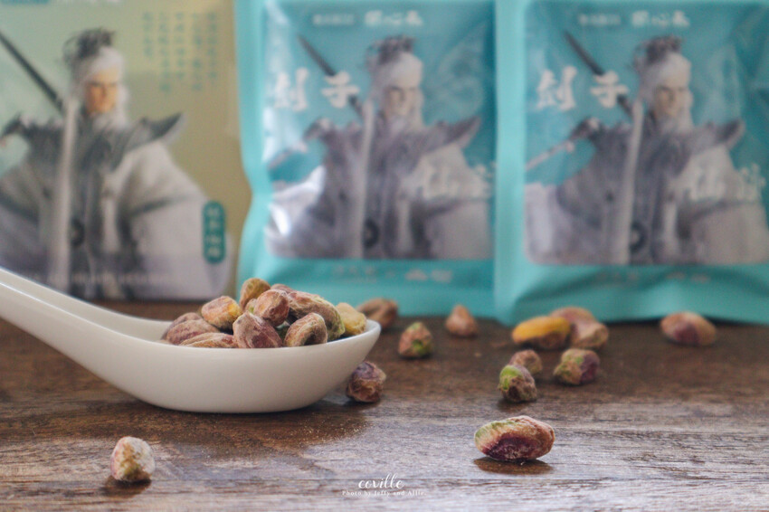 【宅配美食】可夫萊X霹靂三先天 綜合堅果禮盒,長輩的共同回憶,多口味隨手包好涮嘴!