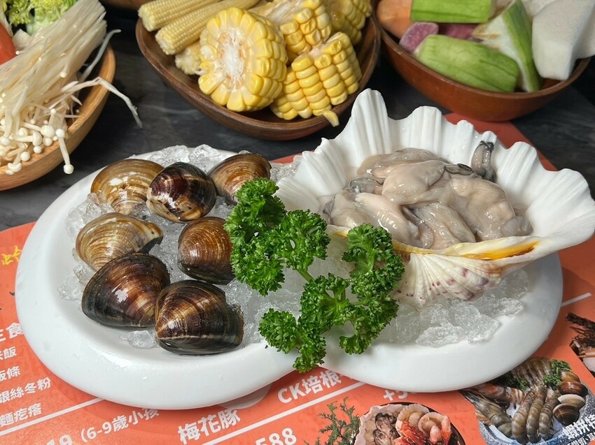 （青埔美食）食鍋性也 海鮮鍋物～桃園青埔人氣火鍋專賣店！現切