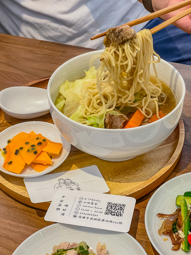 /tmp/phpkZwT0e /tmp/phpkZwT0e