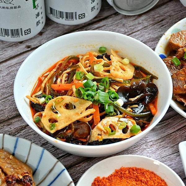 【台北中山】川字九十號 正宗川式滷味，台北川式滷味涼菜，台北巷弄美食，油潑辣子，麻辣滷味新選擇