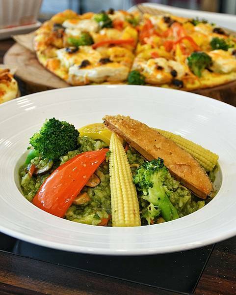 【新北板橋】V.Gest披薩cafe 低碳飲食,西式蔬食料理,小農食材,健康自然的蔬食,提供五倍券優惠套餐