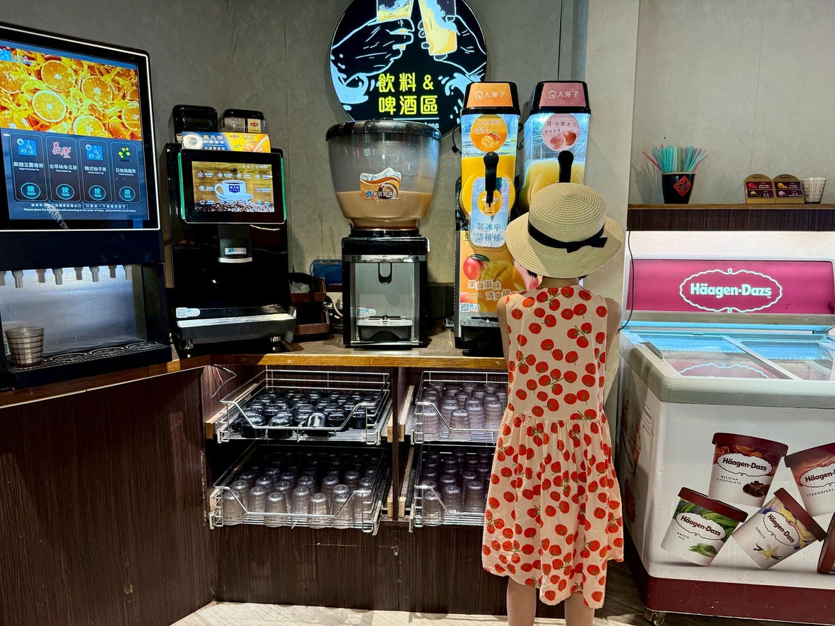 【台北燒肉火鍋推薦】瓦崎燒烤火鍋公館店：極致959方案，和牛、天使紅蝦、生蠔海鮮頂級食材烤肉火鍋吃到飽還有哈根達斯冰淇淋 – 洋洋的吃喝玩樂