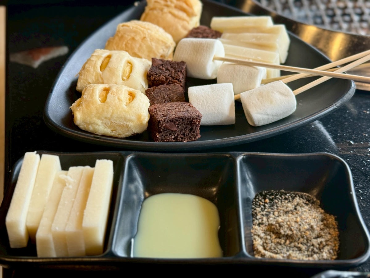 【台北燒肉火鍋推薦】瓦崎燒烤火鍋公館店：極致959方案，和牛、天使紅蝦、生蠔海鮮頂級食材烤肉火鍋吃到飽還有哈根達斯冰淇淋 – 洋洋的吃喝玩樂