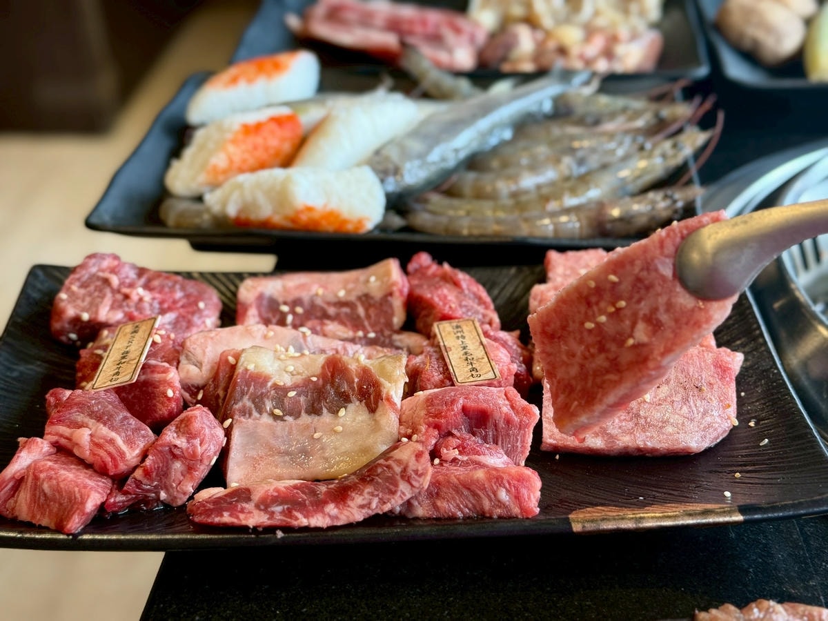 【台北燒肉火鍋推薦】瓦崎燒烤火鍋公館店：極致959方案，和牛、天使紅蝦、生蠔海鮮頂級食材烤肉火鍋吃到飽還有哈根達斯冰淇淋 – 洋洋的吃喝玩樂