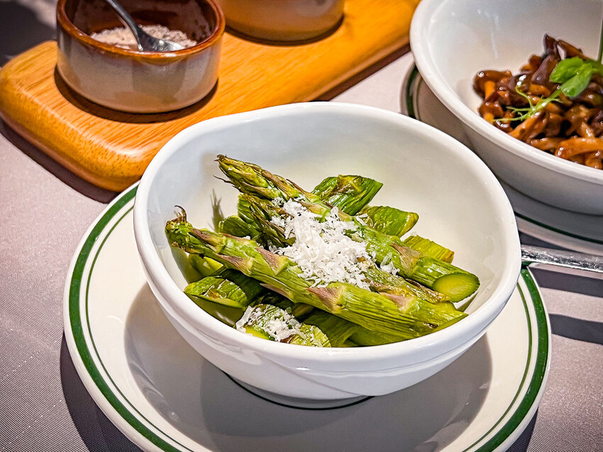 雅室牛排大直旗艦店|台北最便宜的乾式熟成牛排!用餐環境也是有夠讚的