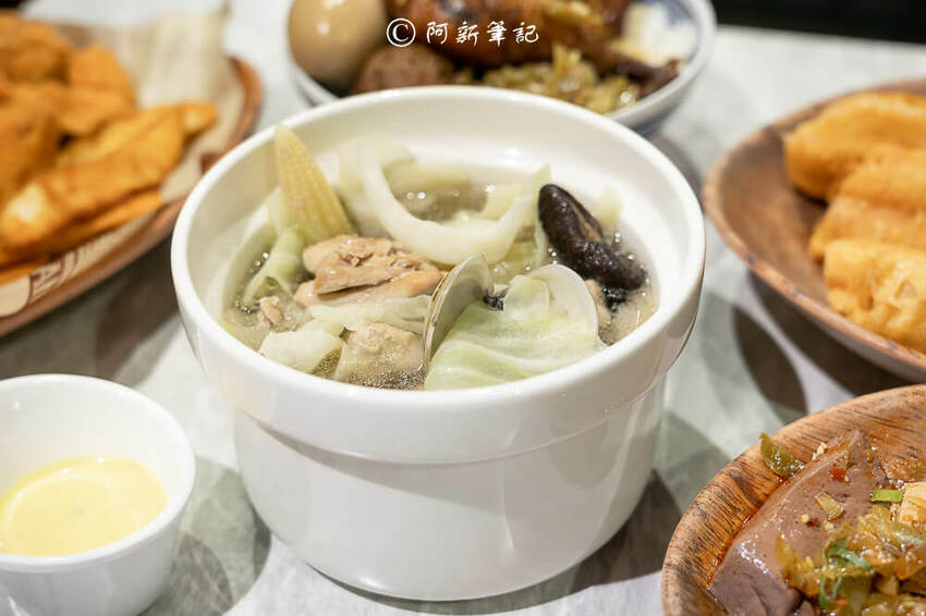 小新贊新台式飲食,小新贊,台式料理,台中滷肉飯,台中美食 小新贊新台式飲食,小新贊,台式料理,台中滷肉飯,台中美食