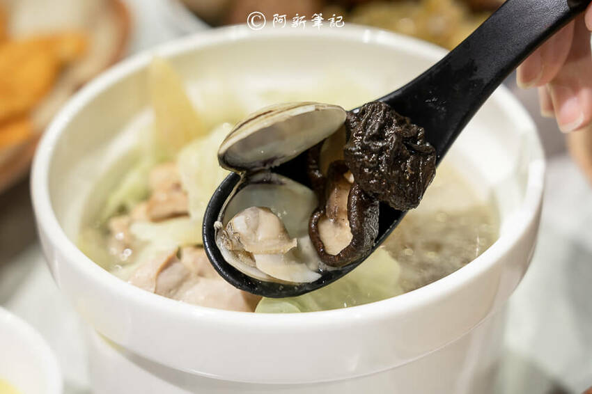 小新贊新台式飲食,小新贊,台式料理,台中滷肉飯,台中美食 小新贊新台式飲食,小新贊,台式料理,台中滷肉飯,台中美食