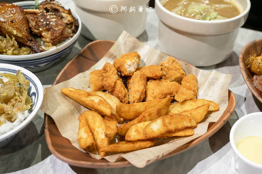 小新贊新台式飲食,小新贊,台式料理,台中滷肉飯,台中美食 小新贊新台式飲食,小新贊,台式料理,台中滷肉飯,台中美食