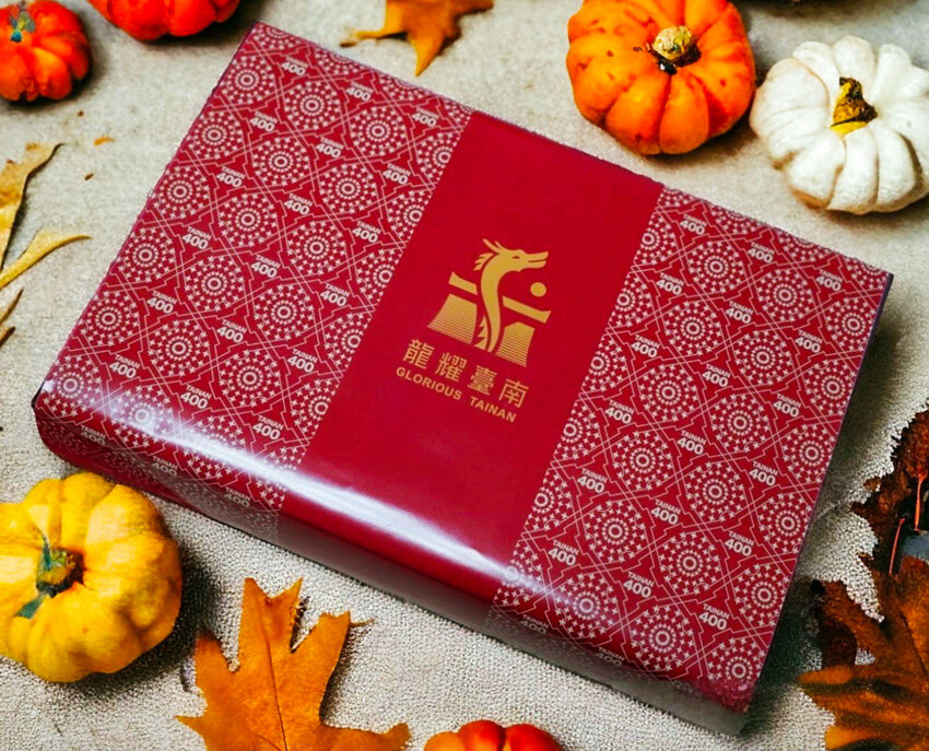 收到會感動蝦餅你買過嗎?傳承三代老街蝦餅!超酷能客製雷射雕刻~還有2024燈會限定禮盒