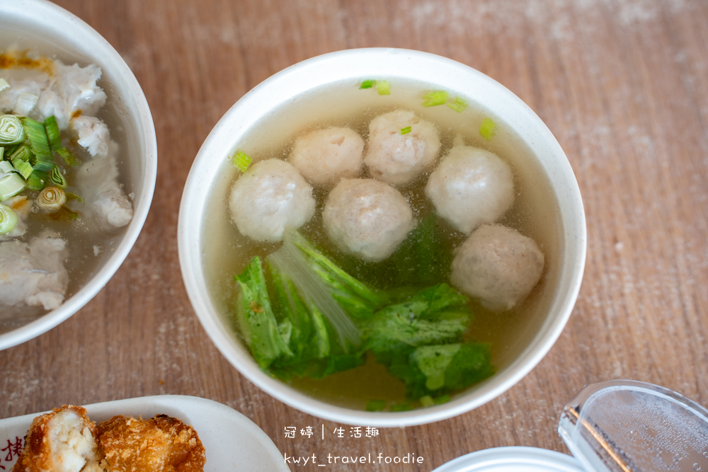 台南安平小吃美食推薦_周氏蝦捲台南安平總店,經常客滿的人氣小吃店,台南特產火燒蝦,安平打卡美食推薦_2025菜單 – 冠婷生活趣