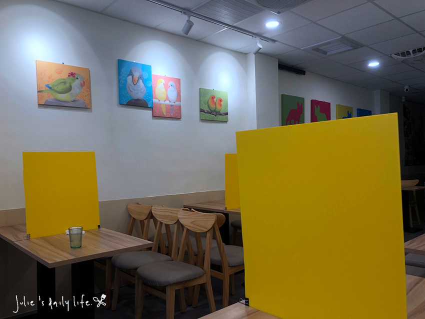 三重 義大利麵、排餐-R2義麵小棧三重店-平價義大利麵、牛排-附菜單 @跟著Julie一起走吧