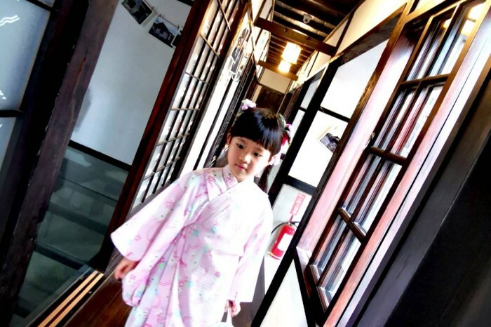 台南。安平》瑞珍蝦仁餛飩(效忠街)(安平古堡前) - 豬小詠的食旅隨行