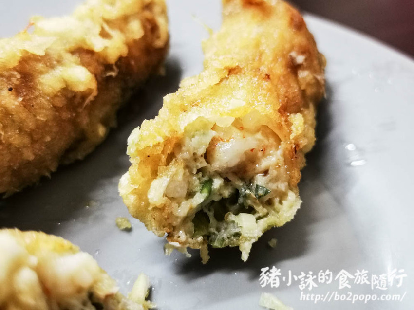 台南。安平》瑞珍蝦仁餛飩(效忠街)(安平古堡前) - 豬小詠的食旅隨行