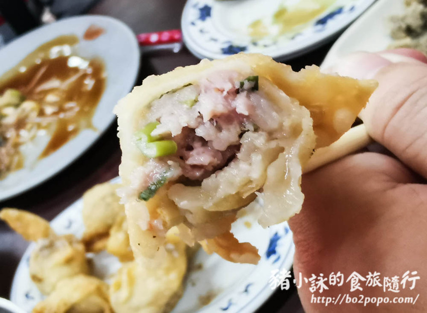 台南。安平》瑞珍蝦仁餛飩(效忠街)(安平古堡前) - 豬小詠的食旅隨行