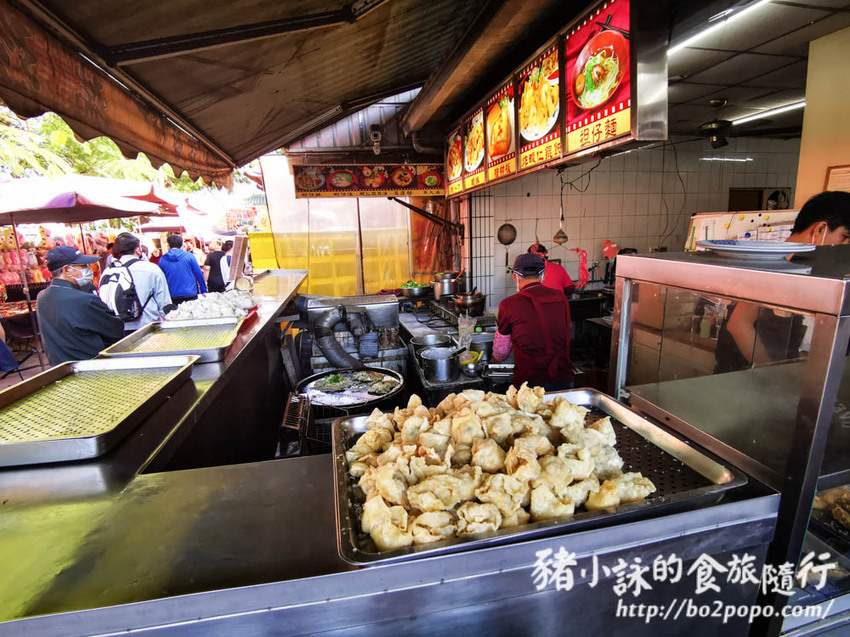台南。安平》瑞珍蝦仁餛飩(效忠街)(安平古堡前) - 豬小詠的食旅隨行