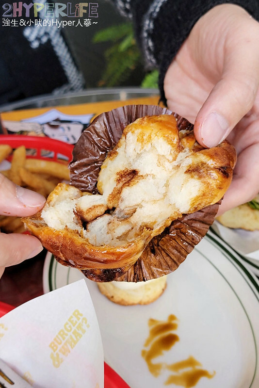 漢堡控注意啦,有別於傳統美式Burger的亞洲風味漢堡意外對味!近捷運文心櫻花站哦~