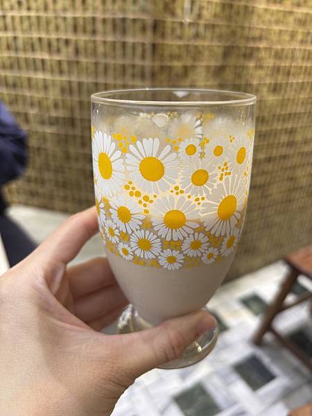 《高雄❤️》米院子，蟬聯兩年的米其林鴨肉油飯，好吃店內圖案很