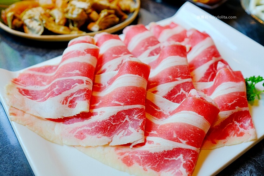 肉盤只要198元就能吃,壽星免費30隻鮮蝦送給你!