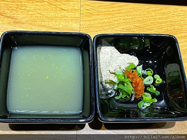 20220219_040814089_iOS-1