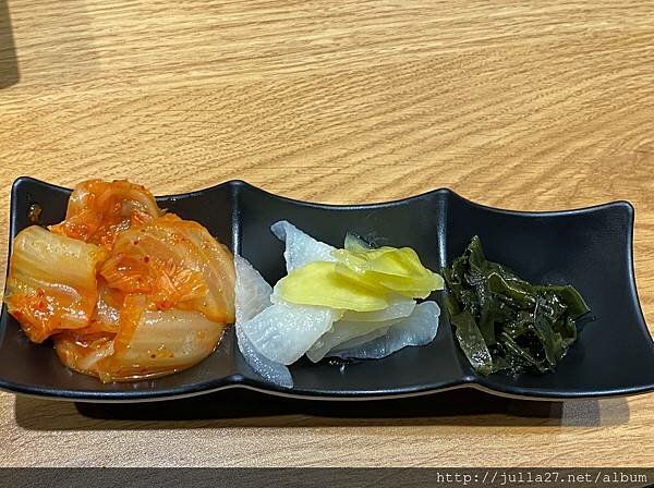 20220219_040823250_iOS-1