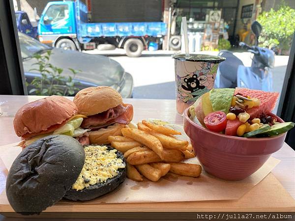 20210516_005518447_iOS (2)