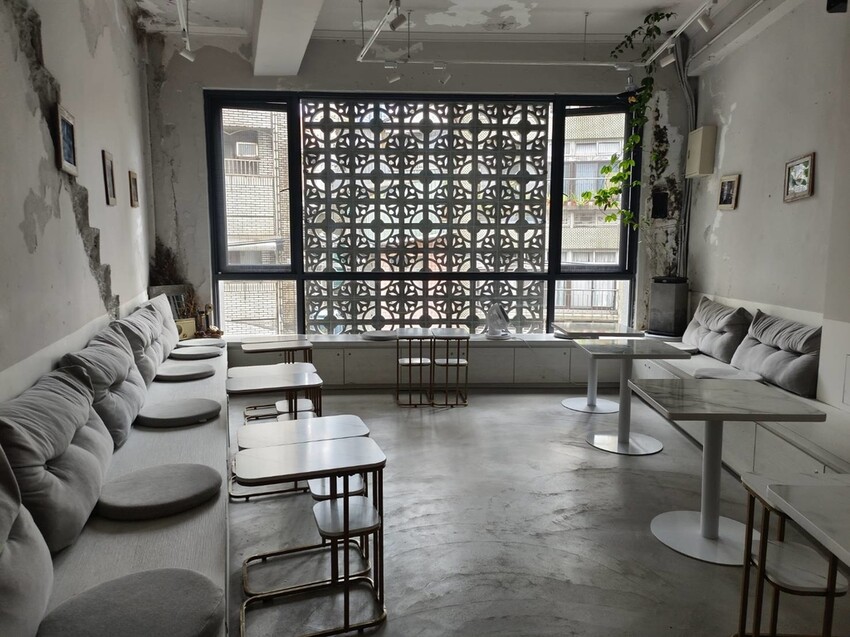 360155.jpg - 【基隆】安樓咖啡。每層樓不同主題裝潢。超好拍推薦。寵物友善咖啡廳咖啡好喝甜點好吃