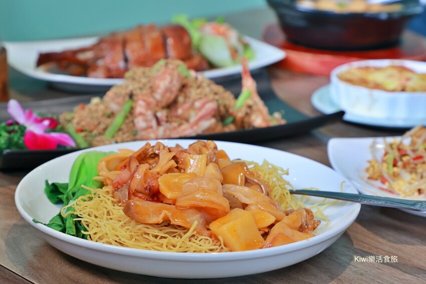 彰化縣員林市八玖鼎港式飲茶員林店｜彰化員林港式料理好道地，港式燒賣小點推車穿梭座位間，超過100道港式料理任選平價