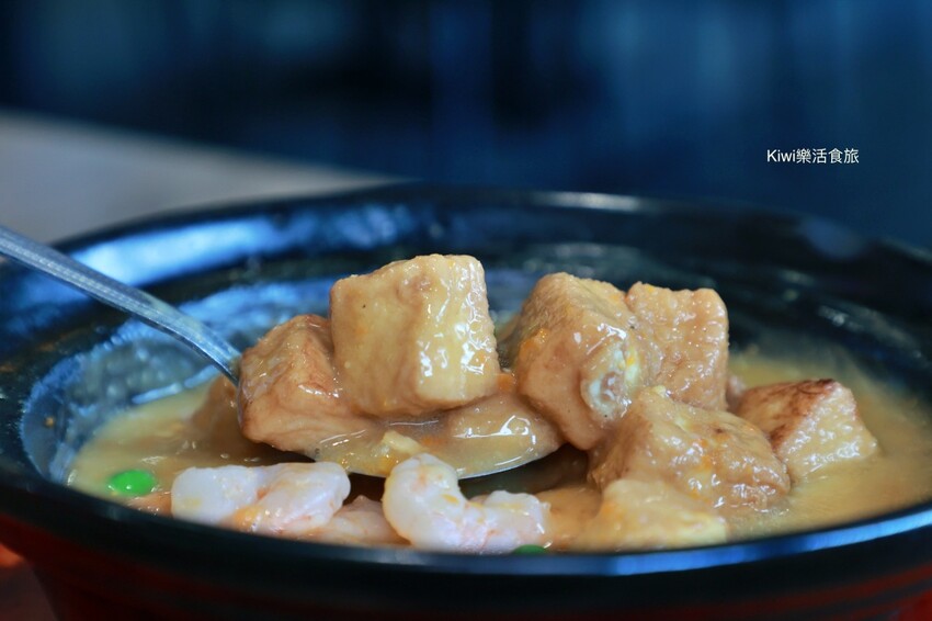 彰化縣員林市八玖鼎港式飲茶員林店｜彰化員林港式料理好道地，港式燒賣小點推車穿梭座位間，超過100道港式料理任選平價