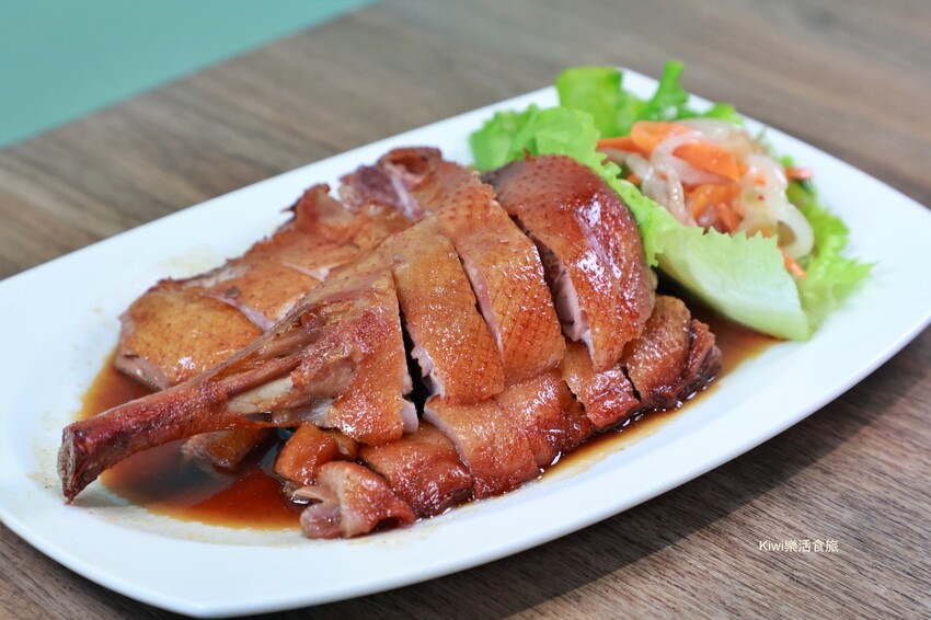 彰化縣員林市八玖鼎港式飲茶員林店｜彰化員林港式料理好道地，港式燒賣小點推車穿梭座位間，超過100道港式料理任選平價