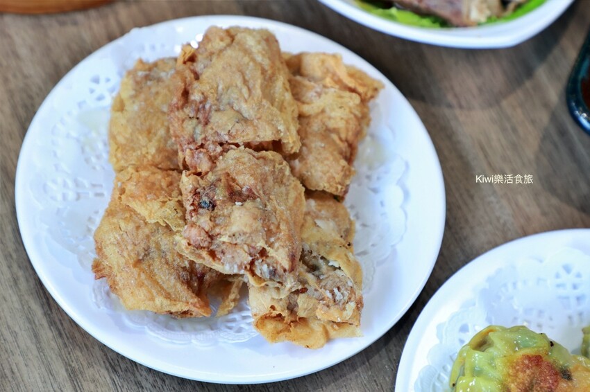 彰化縣員林市八玖鼎港式飲茶員林店｜彰化員林港式料理好道地，港式燒賣小點推車穿梭座位間，超過100道港式料理任選平價