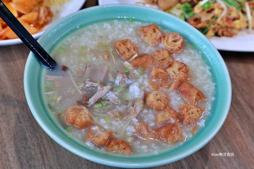 彰化縣員林市八玖鼎港式飲茶員林店｜彰化員林港式料理好道地，港式燒賣小點推車穿梭座位間，超過100道港式料理任選平價