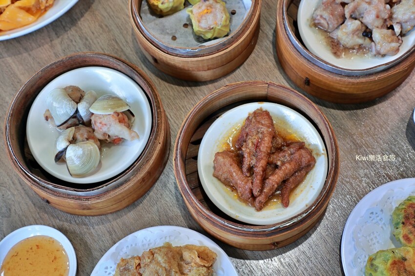 彰化縣員林市八玖鼎港式飲茶員林店｜彰化員林港式料理好道地，港式燒賣小點推車穿梭座位間，超過100道港式料理任選平價