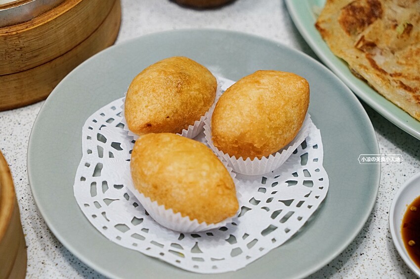 彰化員林驚見港點推車，超過百道美味小點熱炒，還有蒜香炸子雞、廣東炒麵、黃金流沙包，經典重現(寵物友善、附停車場) 
