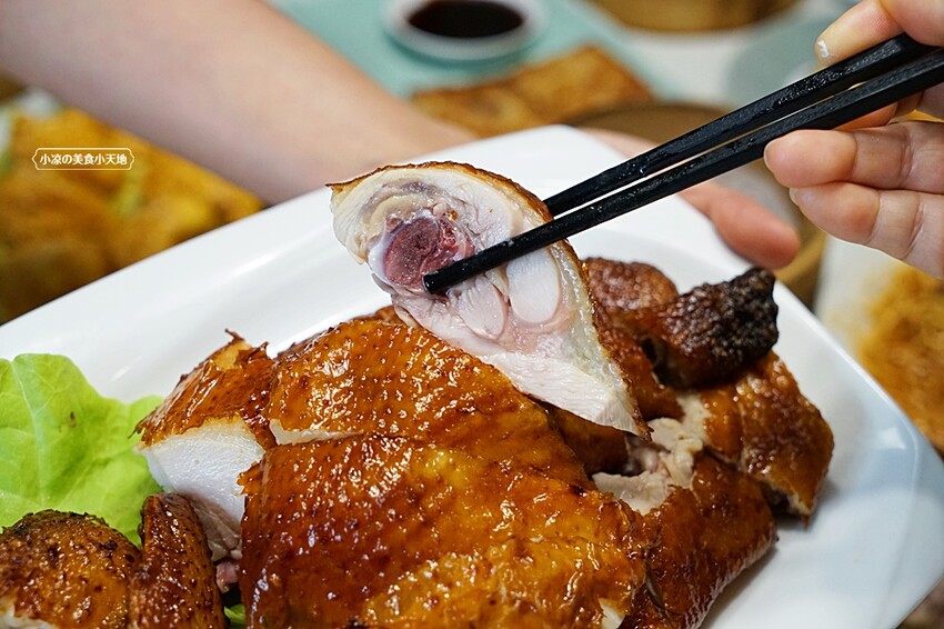 彰化員林驚見港點推車，超過百道美味小點熱炒，還有蒜香炸子雞、廣東炒麵、黃金流沙包，經典重現(寵物友善、附停車場) 